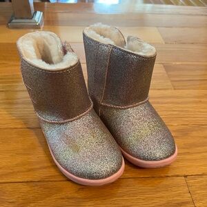 Toddler size 7 sparkly pink Uggs